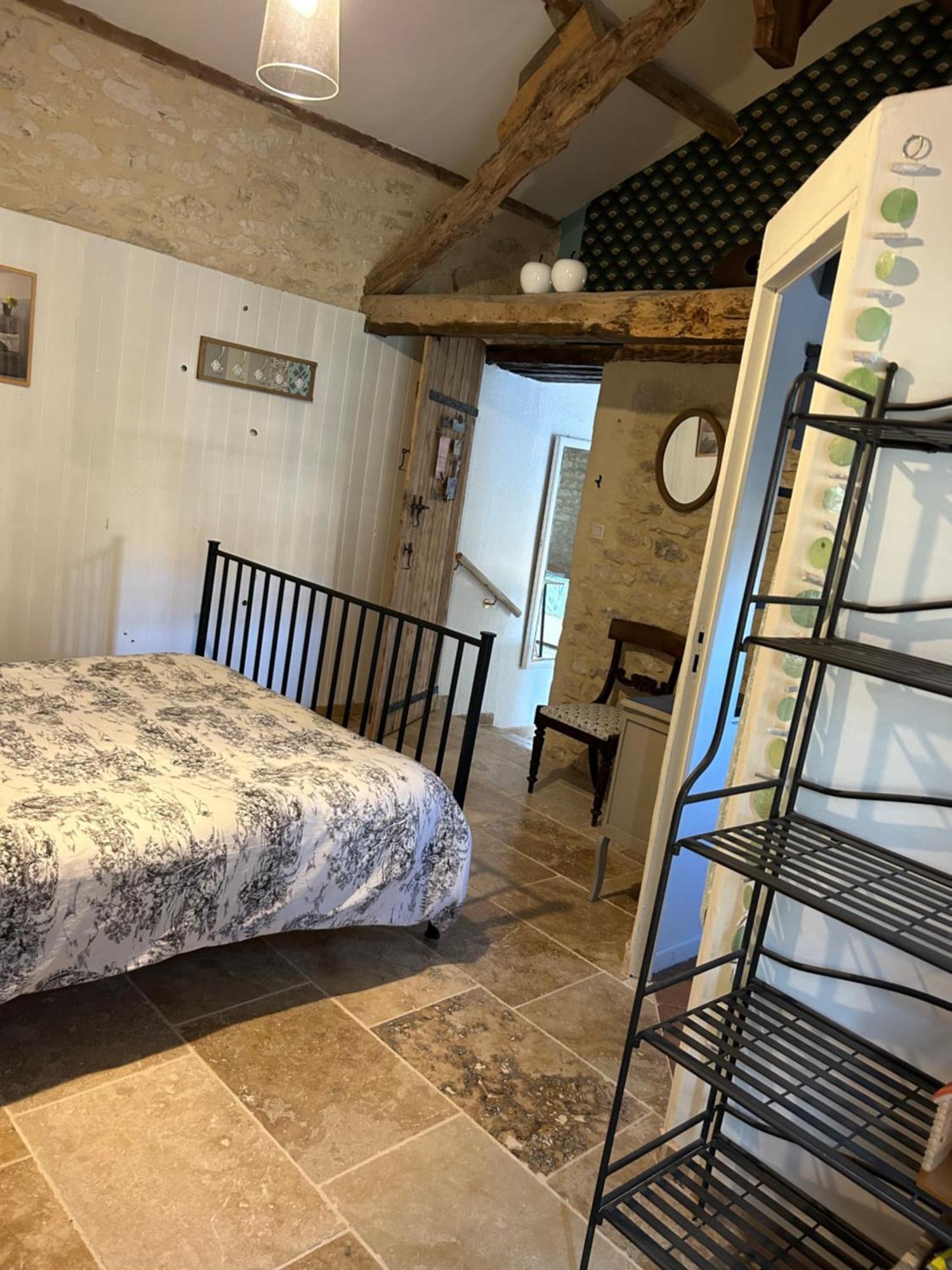 MontcuqLes Fontanelles Du Quercy Blanc别墅 外观 照片