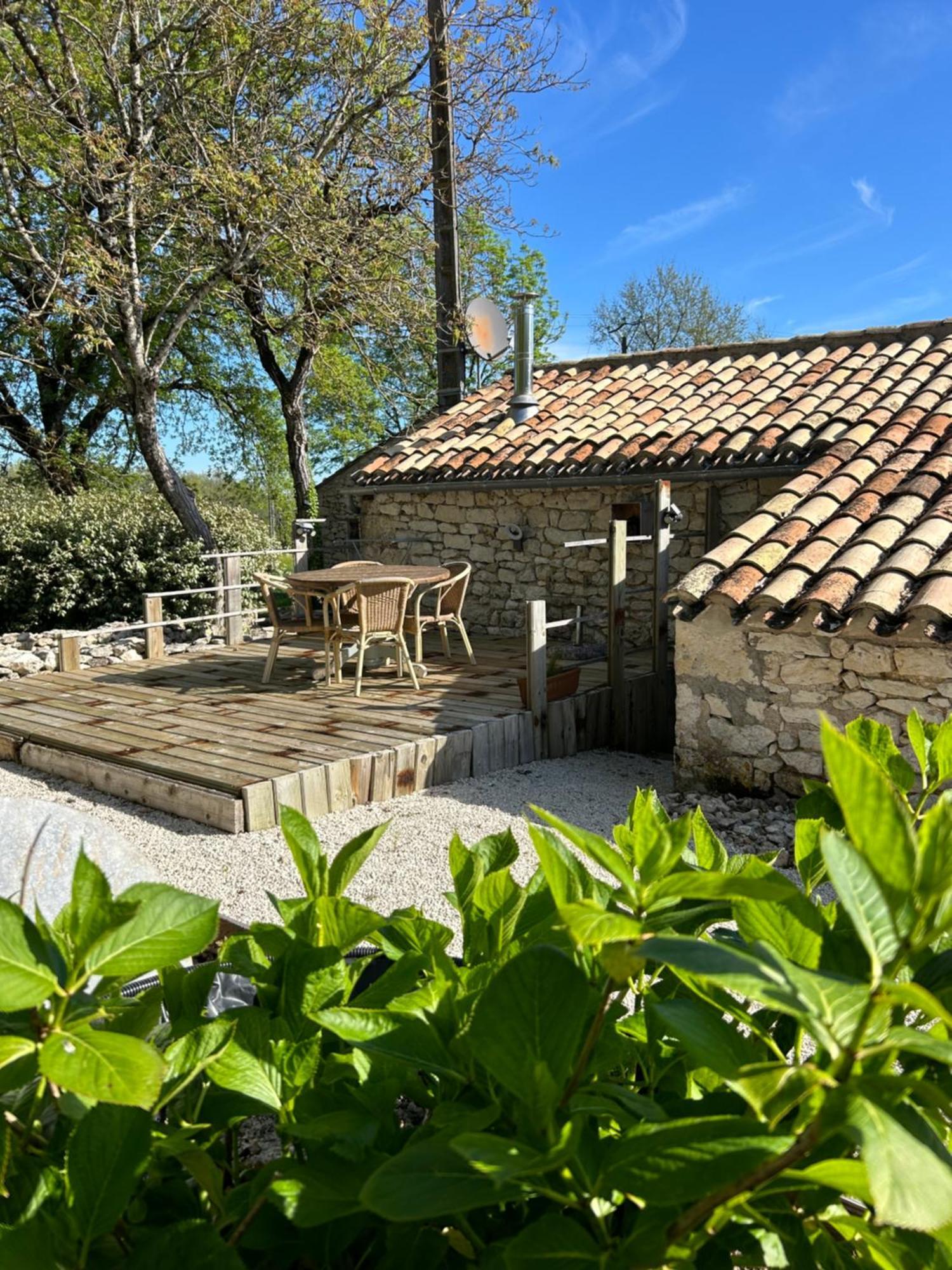 MontcuqLes Fontanelles Du Quercy Blanc别墅 外观 照片